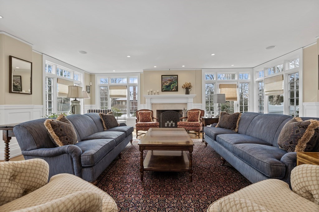 77 Windsor Road Newton, MA 02468 - Photo 5 of 32