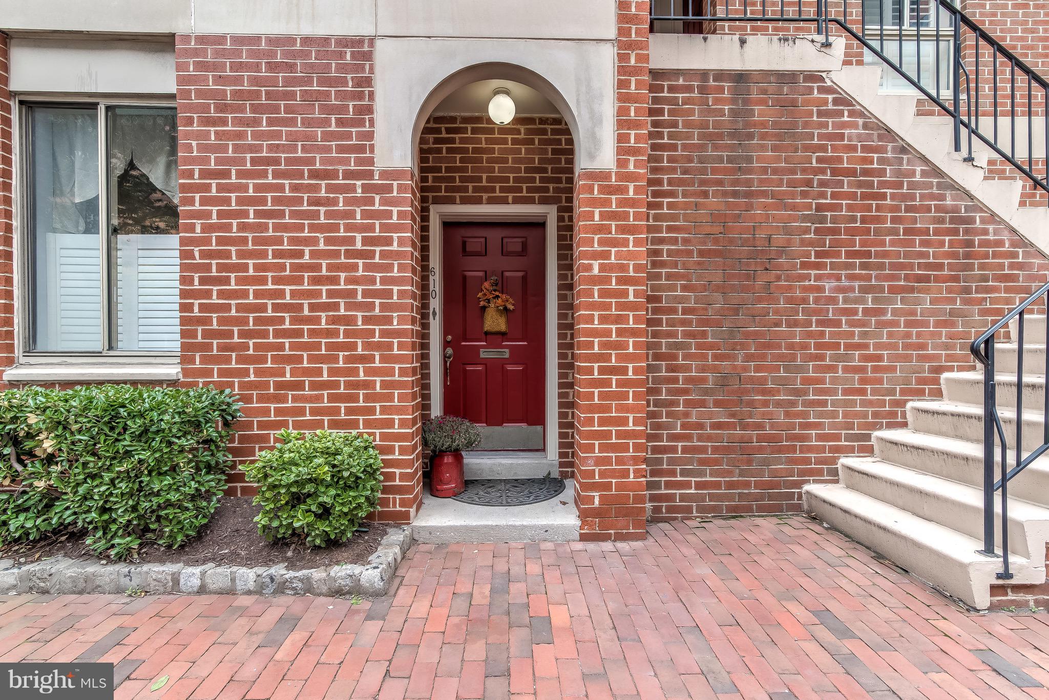 610 South Charles Street, Unit R37 Baltimore, MD 21230 - Photo 2 of 26 Exterior (Front)