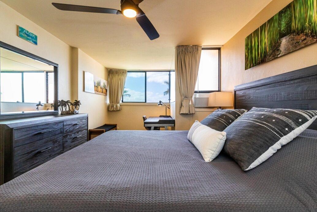 191 North Kihei Road, Unit 502 Kihei, HI 96753 - Photo 11 of 37 a spacious bedroom with a large bed and a window