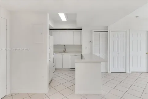 $375,000 | 3500 Coral Way, Unit 1207, Miami, FL 33145