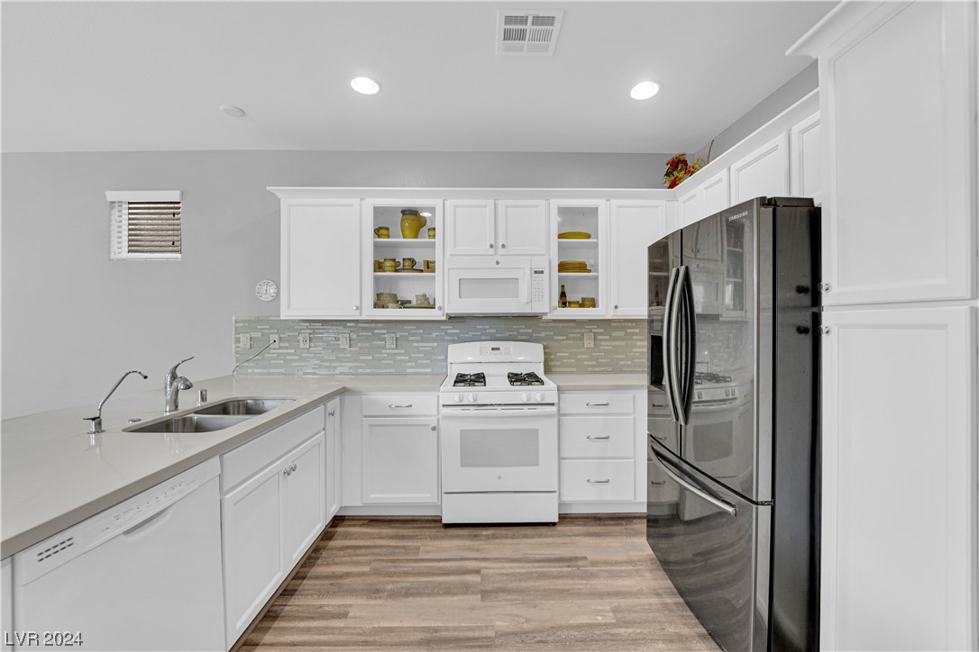 5039 Fiery Sky Ridge Street Las Vegas, NV 89148 - Photo 10 of 30