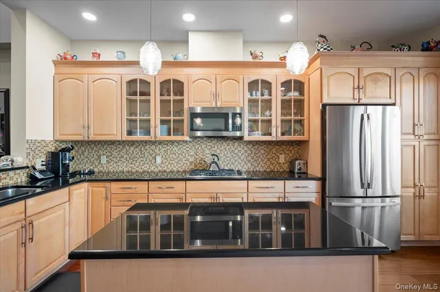 $925,000 | 2279 Dalton Drive, Cortlandt Manor, NY 10567