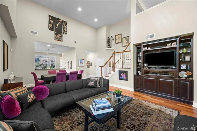 $925,000 | 2279 Dalton Drive, Cortlandt Manor, NY 10567