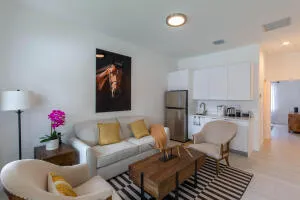 $1,400 | 14794 Rolling Rock Place, Wellington, FL 33414