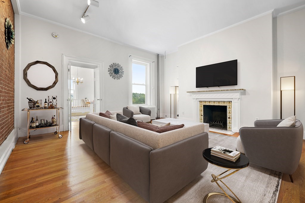 230 Beacon Street, Unit B7 Boston, MA 02116 - Photo 1 of 20