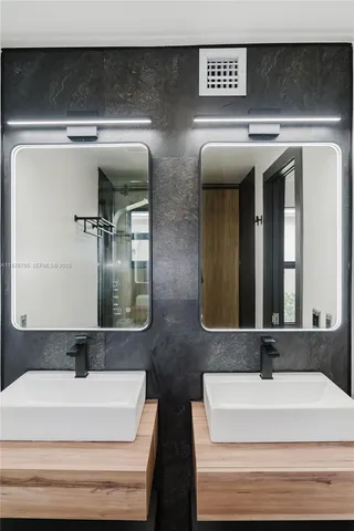 $3,500 | 1040 Northwest 120th Street, North Miami, FL 33168