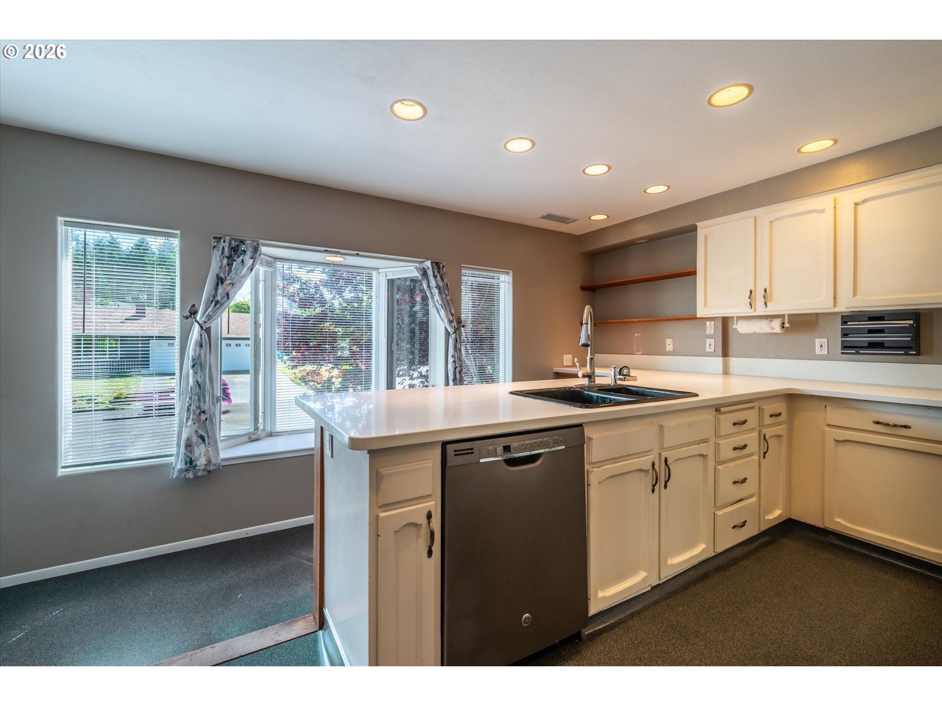 1750 Lincoln Road Coos Bay, OR 97420 - Photo 11 of 48 Kitchen