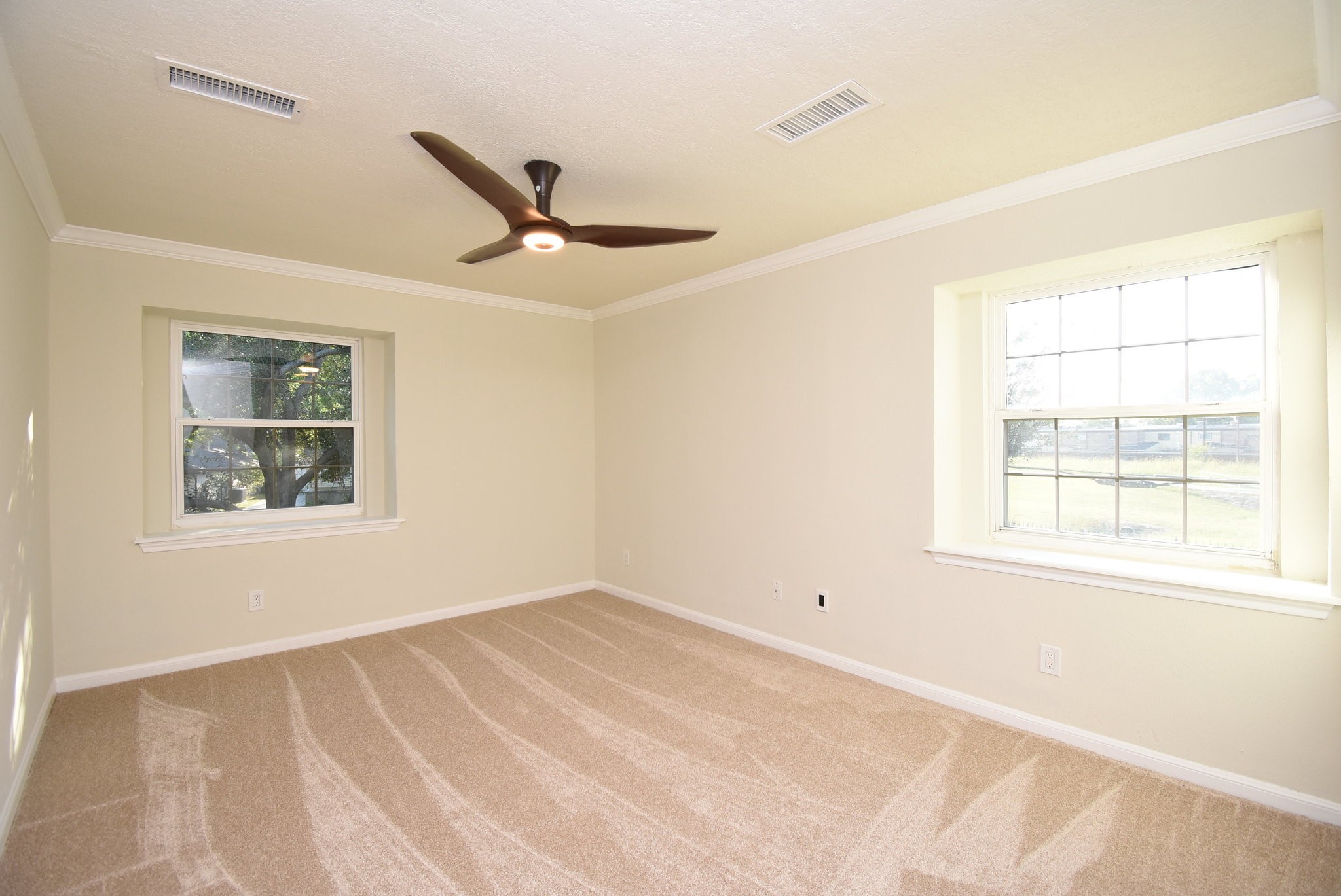 2503 Southwick Street Houston, TX 77080 - Photo 24 of 46 a view of an empty room with a window
