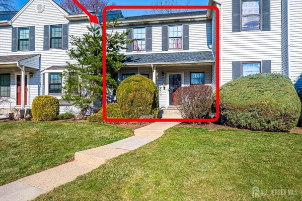 $525,000 | 1704 Deerfield Drive, Edison, NJ 08820