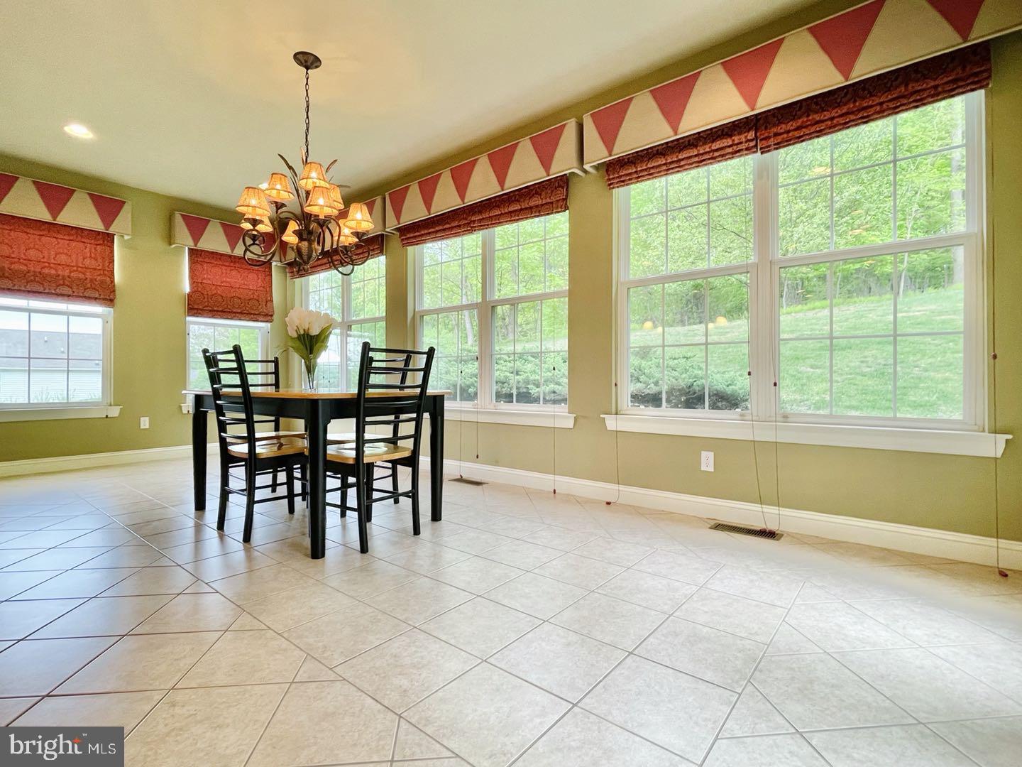 2809 Westerham Road Downingtown, PA 19335 - Photo 14 of 34 Florida/ Sun room