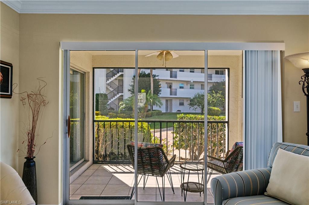 5 High Point Circle West, Unit 104 Naples, FL 34103 - Photo 7 of 40