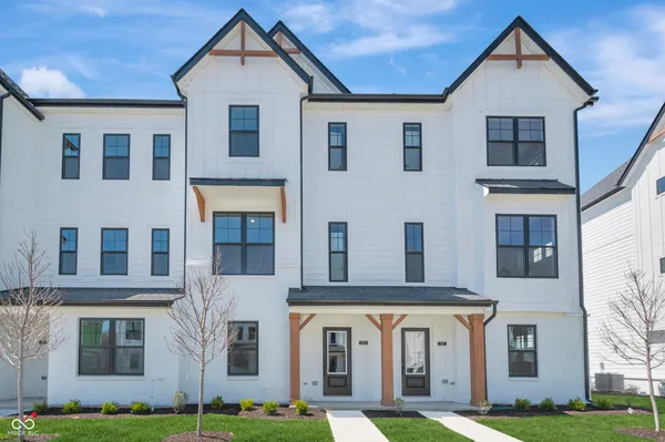 $314,990 | 4482 Yellowwood Avenue, Brownsburg, IN 46112