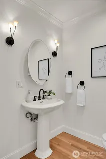 $3,295,000 | 922 Nob Hill Avenue North, Seattle, WA 98109