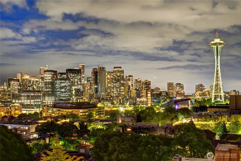 $3,295,000 | 922 Nob Hill Avenue North, Seattle, WA 98109