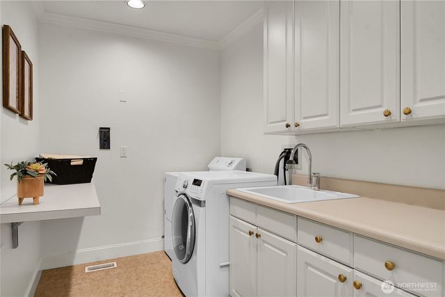 $3,295,000 | 922 Nob Hill Avenue North, Seattle, WA 98109