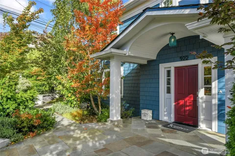 $3,295,000 | 922 Nob Hill Avenue North, Seattle, WA 98109