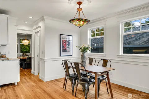 $3,295,000 | 922 Nob Hill Avenue North, Seattle, WA 98109