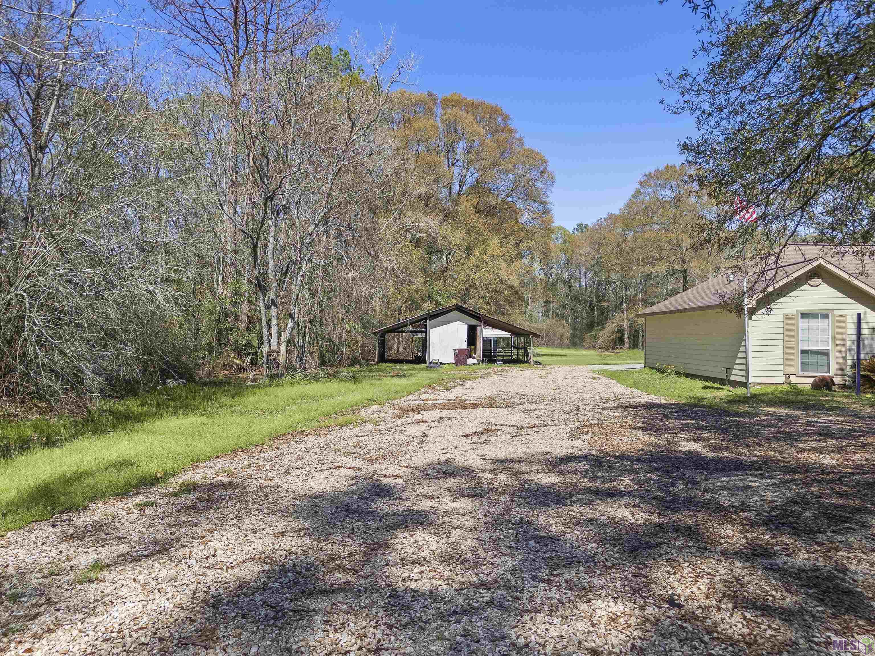 12765 Sims Road Denham Springs, LA 70706 - Photo 8 of 11
