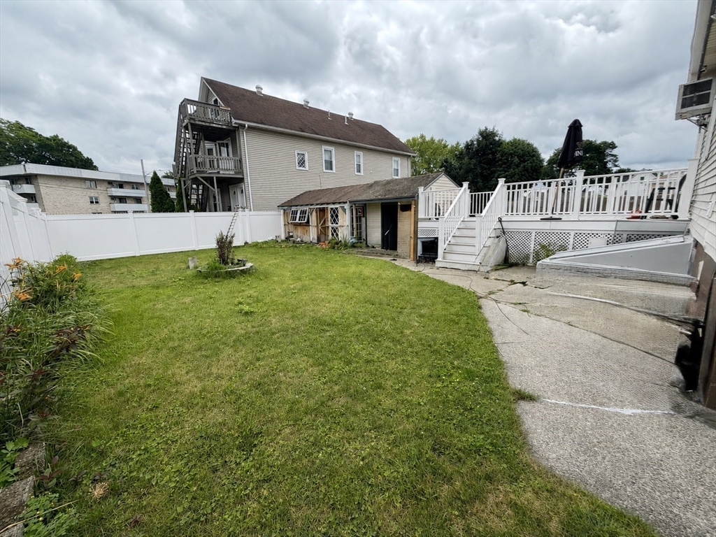 133 Farmland Road Lowell, MA 01850 - Photo 18 of 22