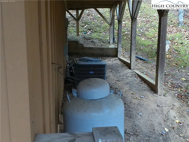 $647,000 | 1459 River Front Ridge Drive, Jefferson, NC 28640