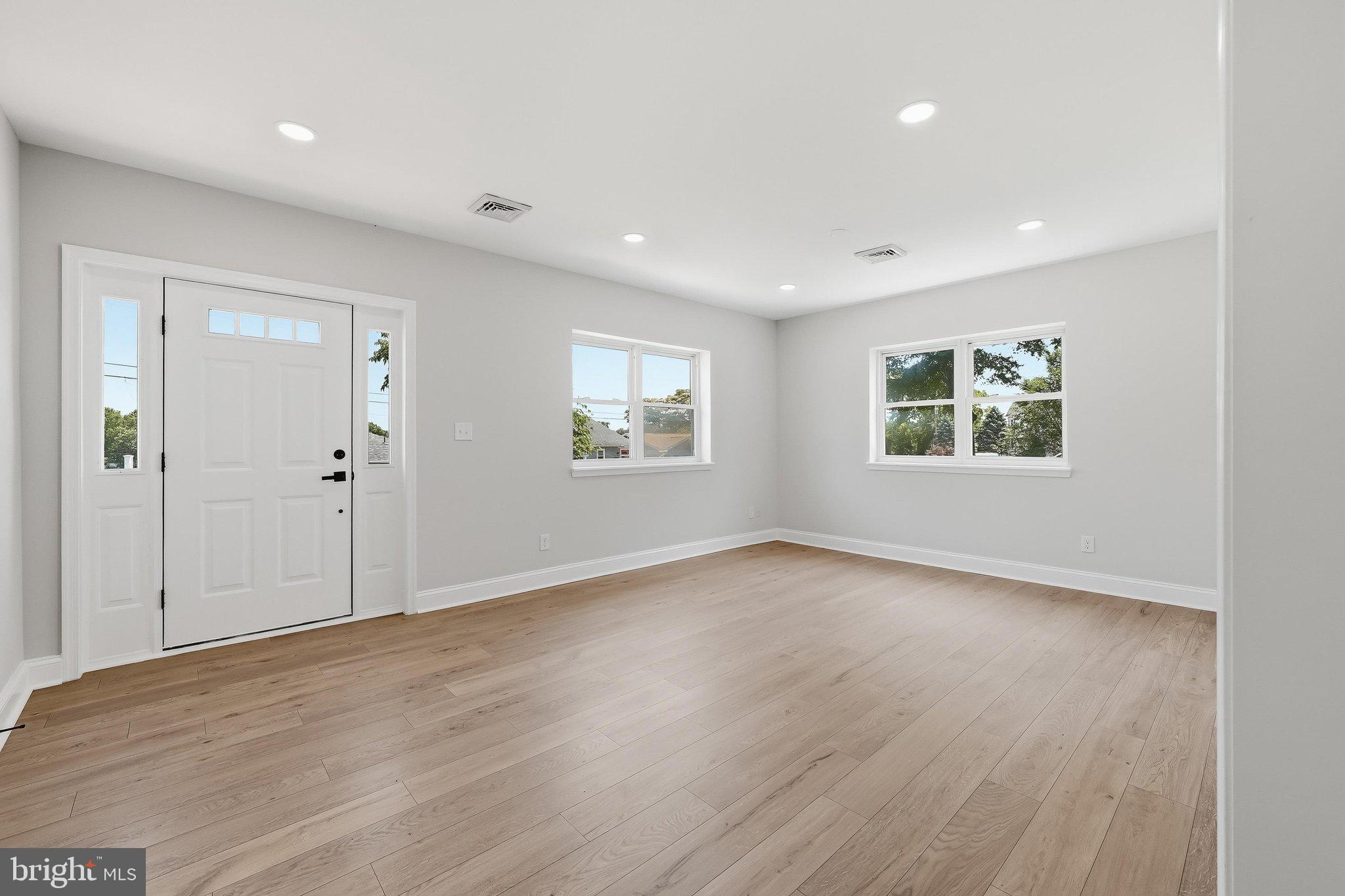 7701 Gunther Road Glen Burnie, MD 21060 - Photo 6 of 40 Living Room