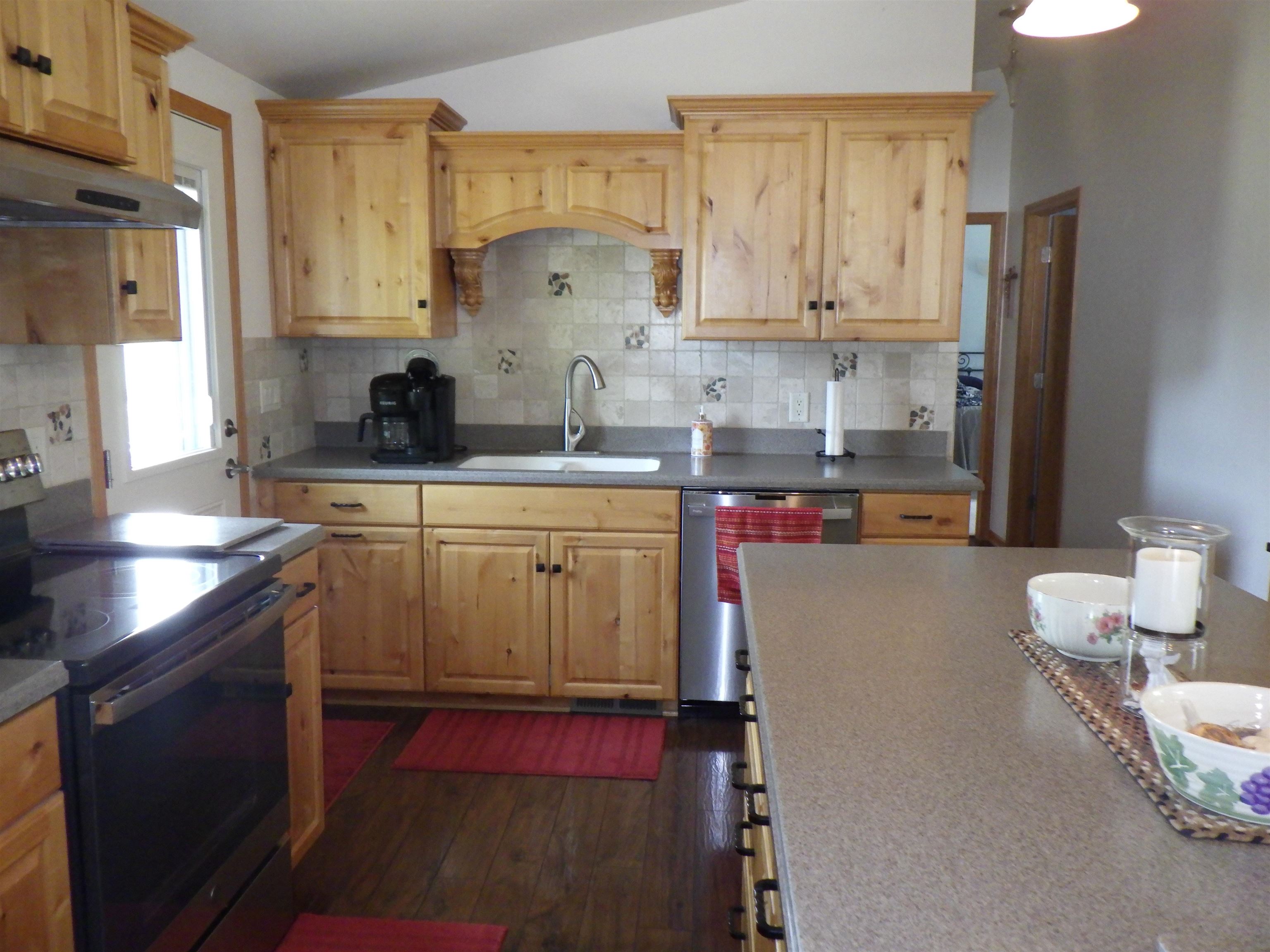 N10923 Yaeger Road Clintonville, WI 54929 - Photo 3 of 48 Gallery Image 3
