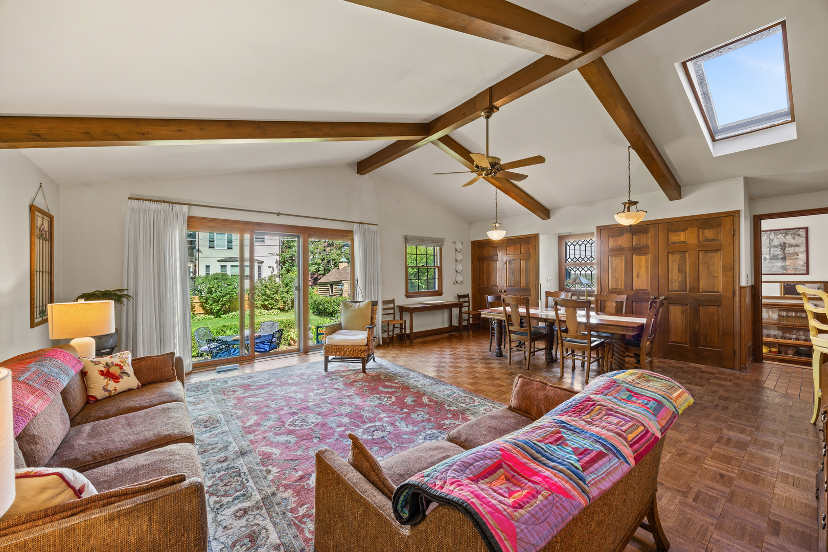 731 Selborne Road Riverside, IL 60546 - Photo 9 of 37
