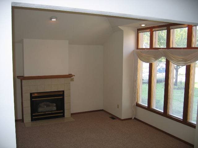 322 West Center Street Spokane, WA 99208 - Photo 8 of 9 Gallery Image 8