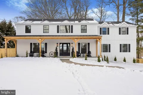 $2,585,000 | 2577 Wayland Road, Berwyn, PA 19312