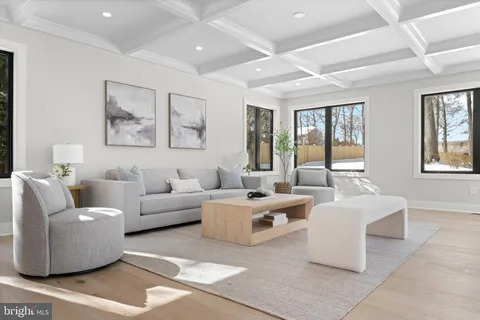 $2,585,000 | 2577 Wayland Road, Berwyn, PA 19312