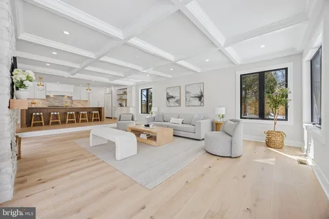 $2,585,000 | 2577 Wayland Road, Berwyn, PA 19312