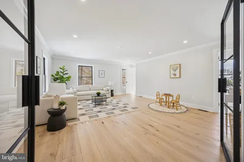 $2,585,000 | 2577 Wayland Road, Berwyn, PA 19312