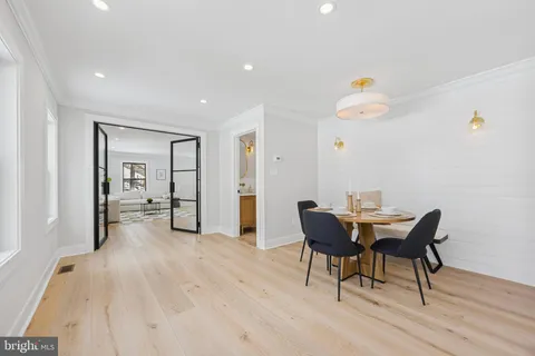 $2,585,000 | 2577 Wayland Road, Berwyn, PA 19312