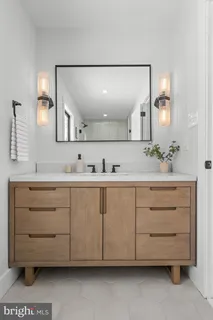 $2,585,000 | 2577 Wayland Road, Berwyn, PA 19312