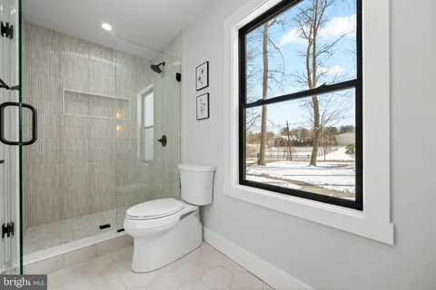 $2,585,000 | 2577 Wayland Road, Berwyn, PA 19312