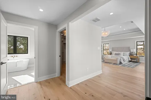 $2,585,000 | 2577 Wayland Road, Berwyn, PA 19312