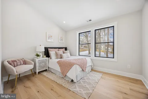 $2,585,000 | 2577 Wayland Road, Berwyn, PA 19312