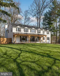 $2,585,000 | 2577 Wayland Road, Berwyn, PA 19312