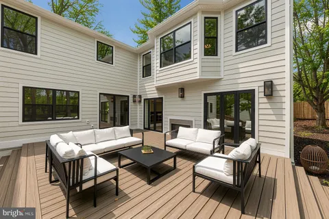 $2,585,000 | 2577 Wayland Road, Berwyn, PA 19312