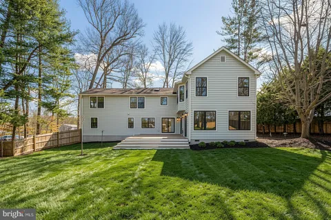 $2,585,000 | 2577 Wayland Road, Berwyn, PA 19312