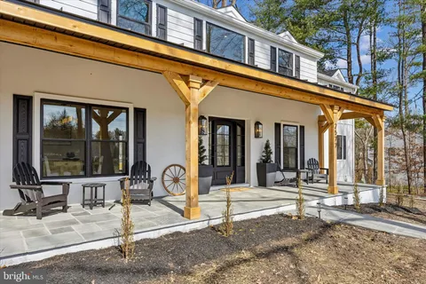 $2,585,000 | 2577 Wayland Road, Berwyn, PA 19312