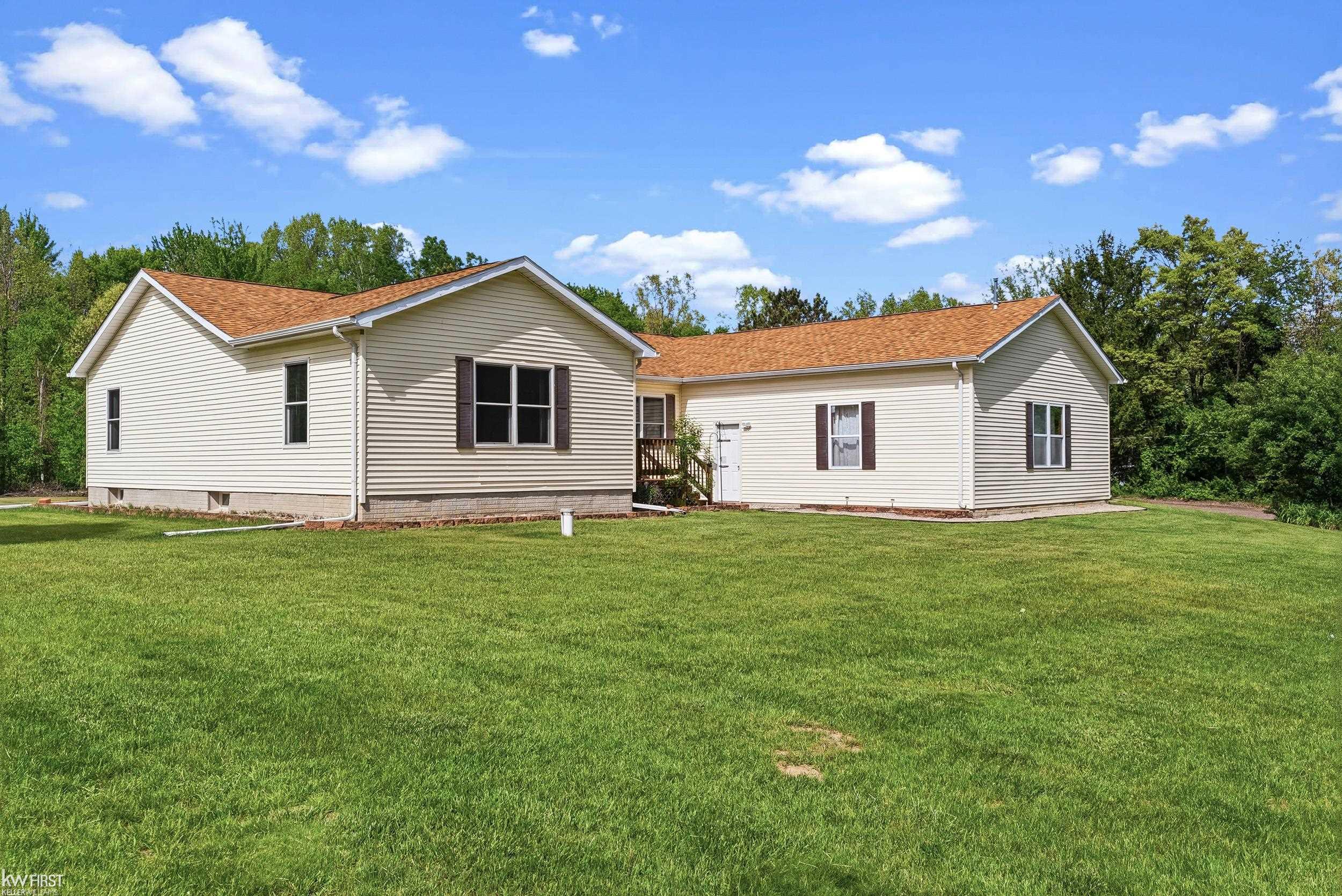 2445 East Lake Road Clio, MI 48420 - Photo 2 of 55