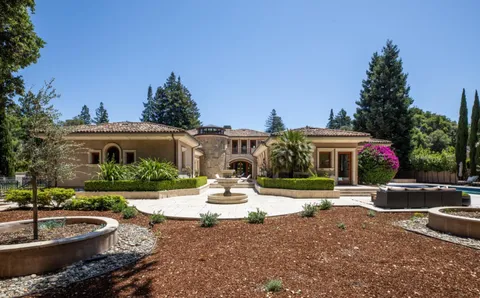 $17,980,000 | 96 Heather Drive, Atherton, CA 94027