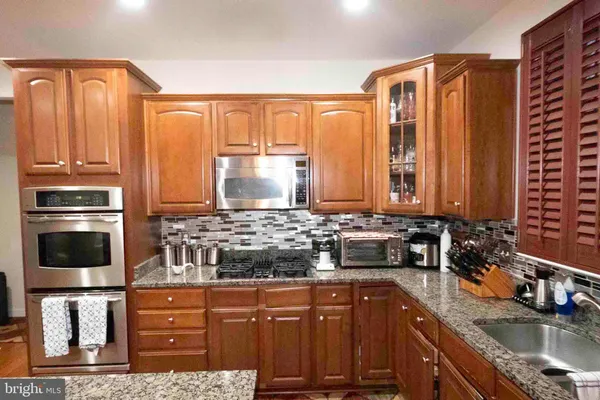 $695,000 | 5823 Deep Creek Drive, Fredericksburg, VA 22407