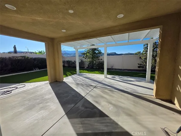$3,990 | 33217 Kilroy Road, Temecula, CA 92592