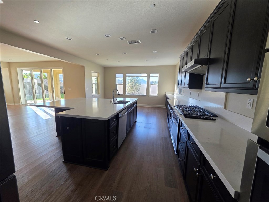 33217 Kilroy Road Temecula, CA 92592 - Photo 6 of 18