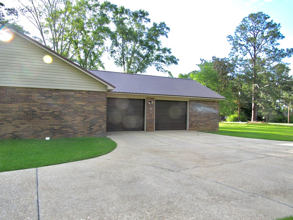 101 Creek Ridge Road Dothan, AL 36301 - Photo 8 of 30 Gallery Image 8