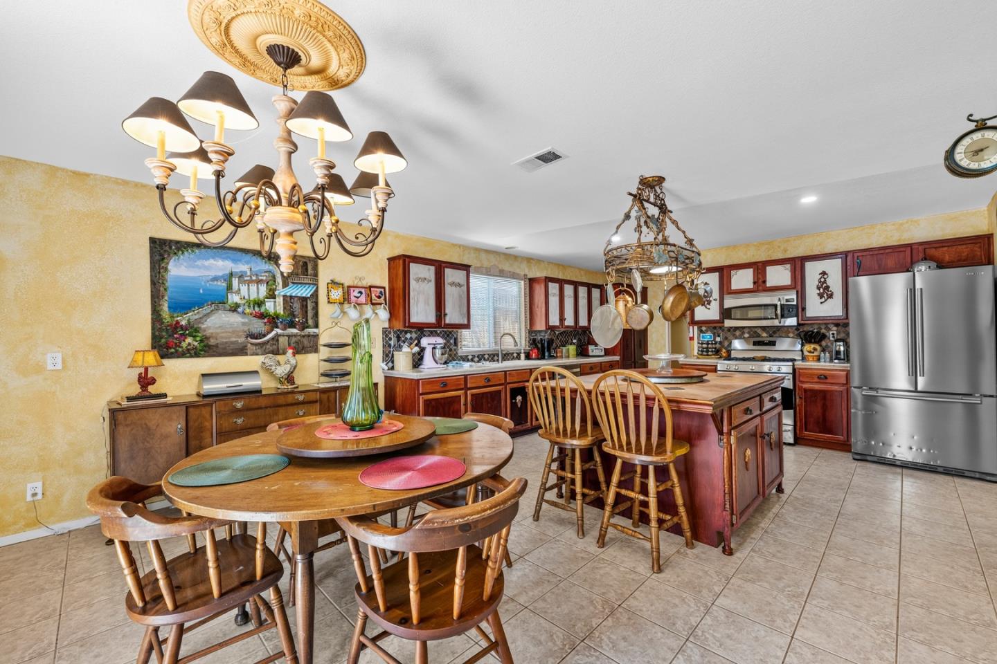 2780 Valley View Road Hollister, CA 95023 - Photo 41 of 79 Gallery Image 41