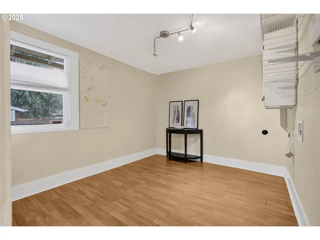 $359,000 | 574 West 13th Avenue, Eugene, OR 97401