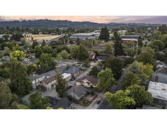 $359,000 | 574 West 13th Avenue, Eugene, OR 97401